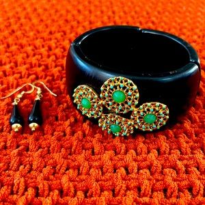 Ebony Wood, Turquoise and Gold Jewelry set